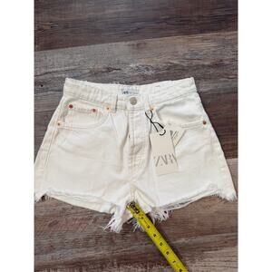 Zara NEW white denim high-rise cut-off shorts IN SZ 6